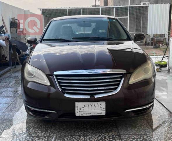 کرایسلەر 200